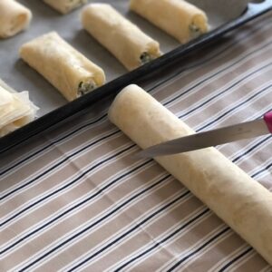 Peynirli Baklavalık Yufka Böreği