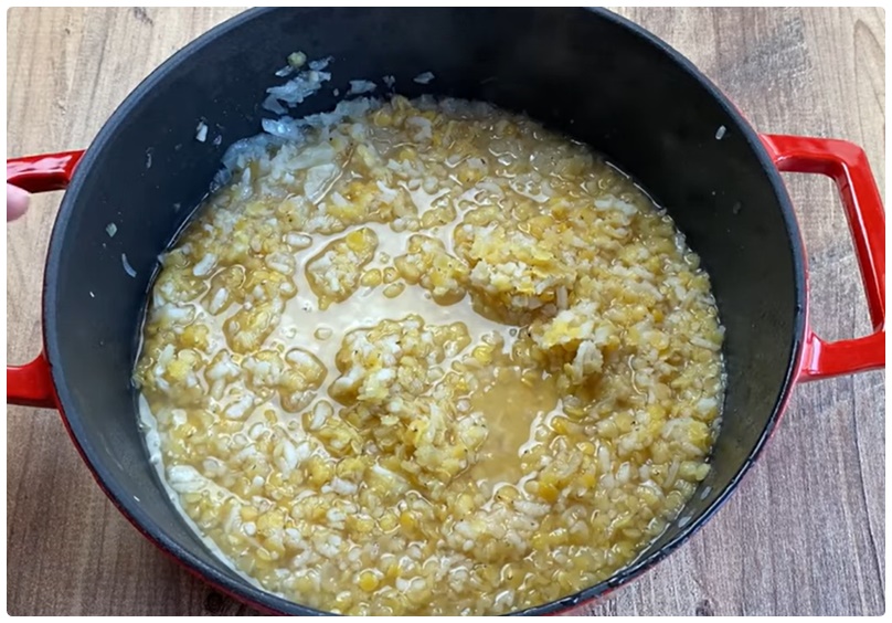 Ezogelin Çorbası Tarifi