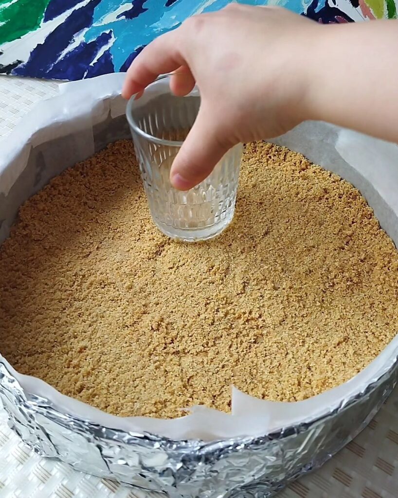 Çilekli Cheesecake Tarifi