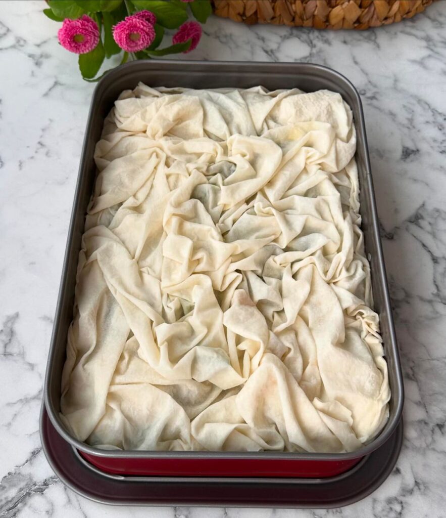 Ispanaklı Makarna Böreği Tarifi