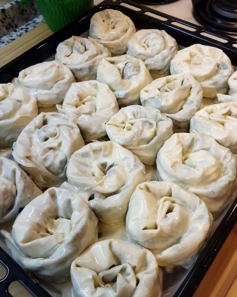 Ispanaklı Peynirli Çıtır Börek Tarifi