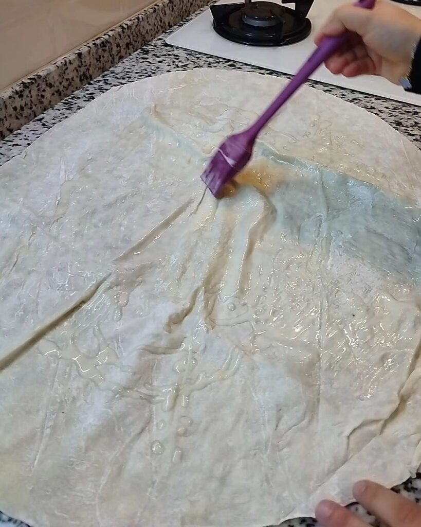 Ispanaklı Peynirli Çıtır Börek Tarifi