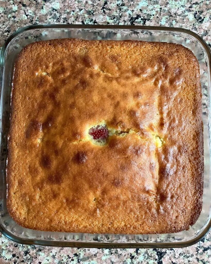 Çilekli Muzlu Kek Tarifi