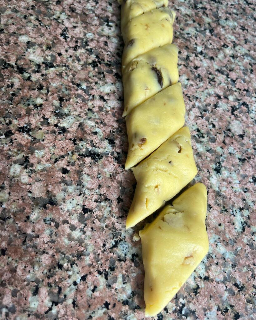 Üzümlü Pastane Kurabiyesi Tarifi