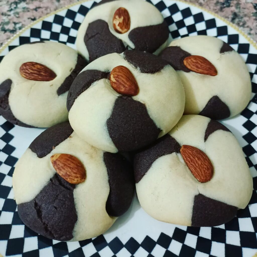 Bademli Dalmaçya Kurabiye Tarifi