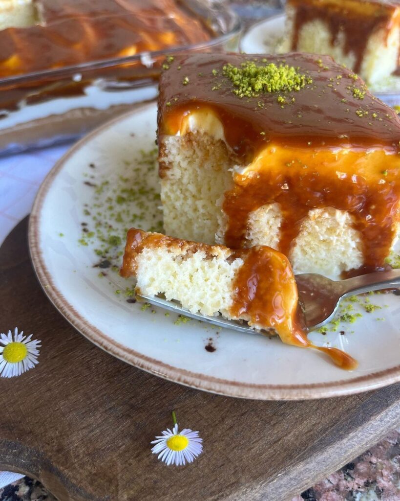 Karamelli Trileçe Tarifi