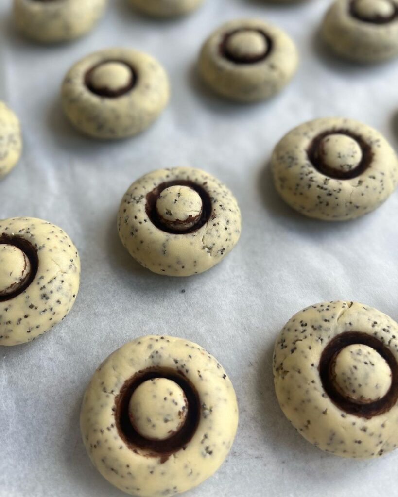 Mavi Haşhaşlı Mantar Kurabiye Tarifi