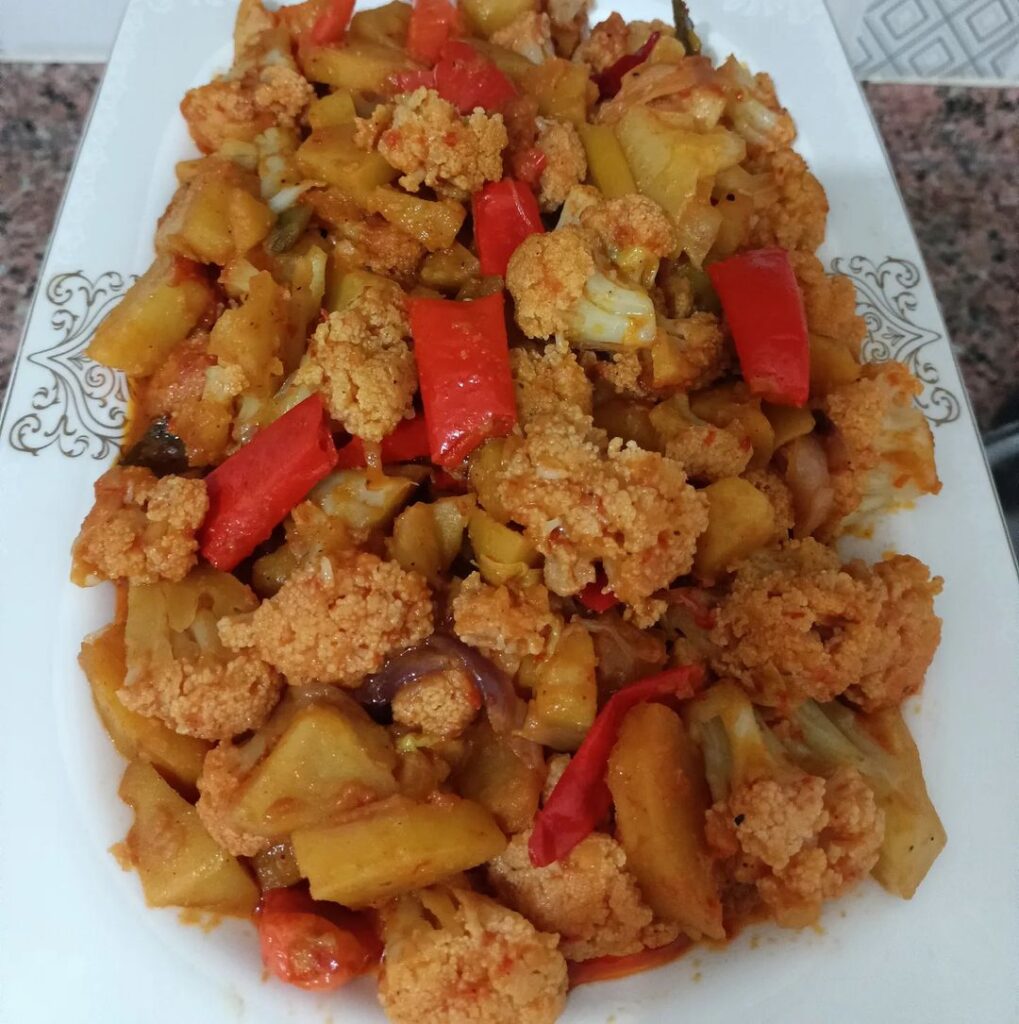 Tencerede Karnabahar Tarifi