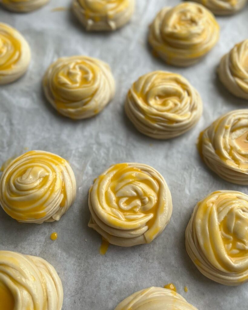 Tereyağlı Gül Poğaça Tarifi