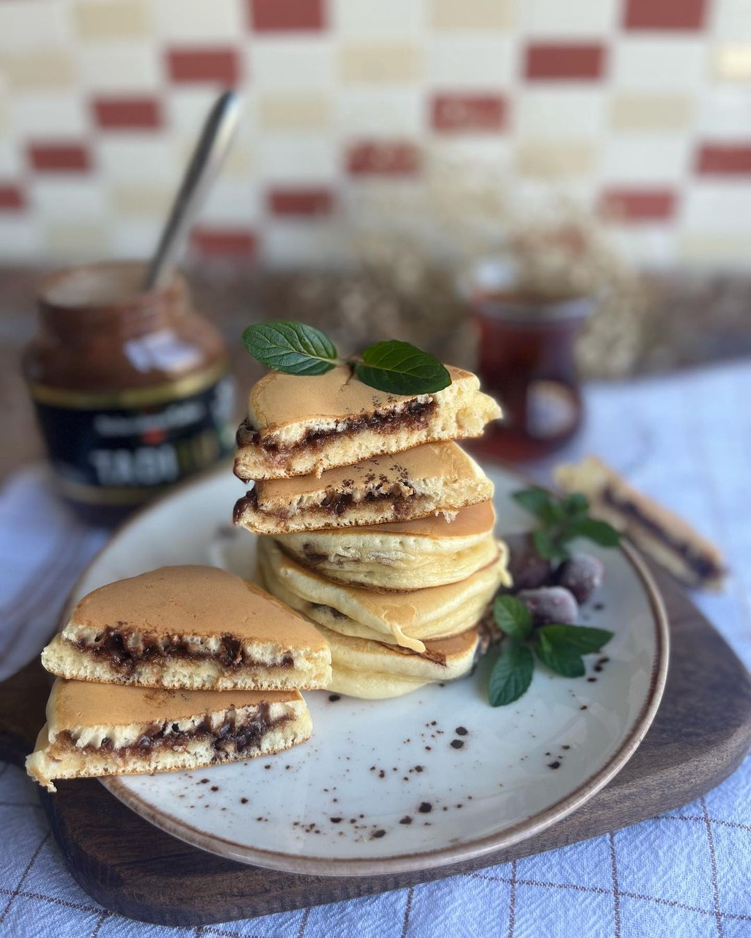 İçi Çikolata Dolgulu Pankek Tarifi