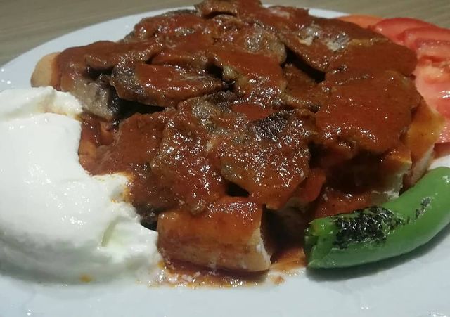 İskender Kebabı Tarifi