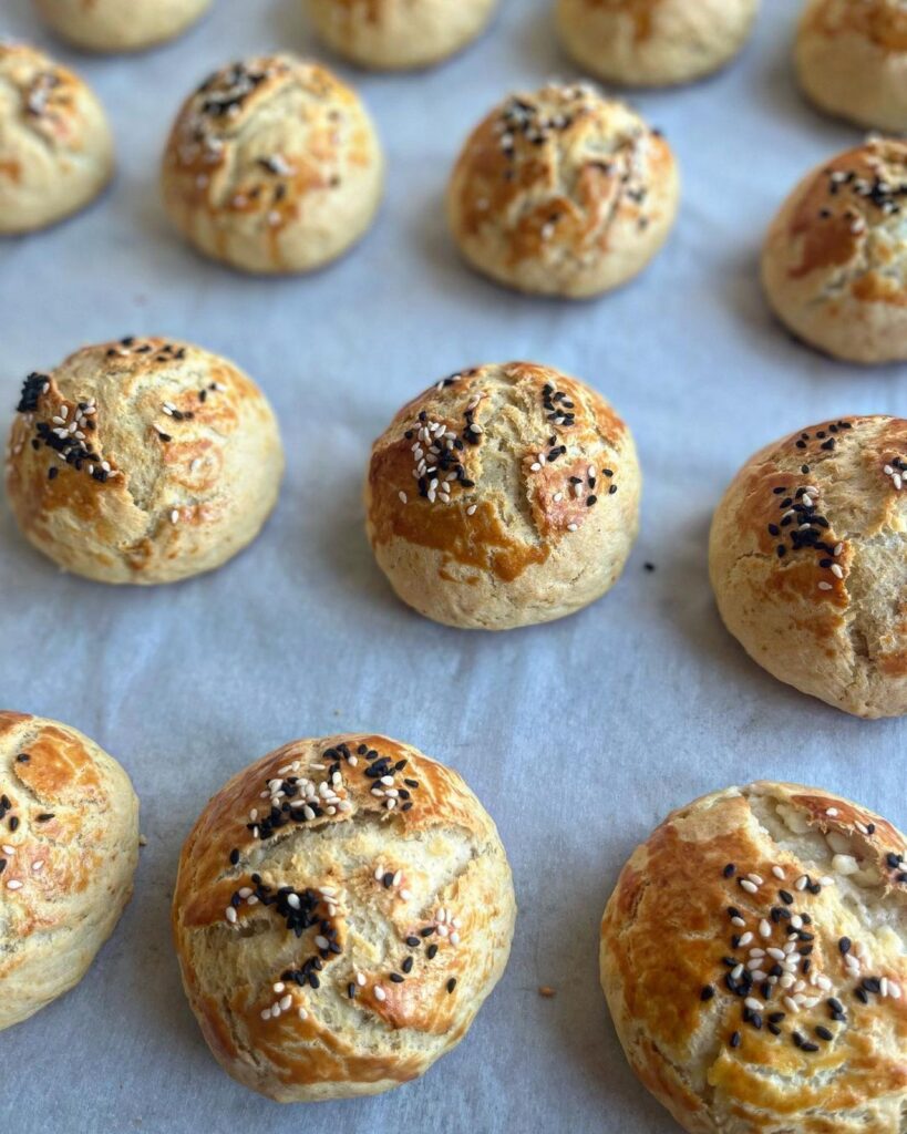 Mayasız Kıyır Poğaça Tarifi