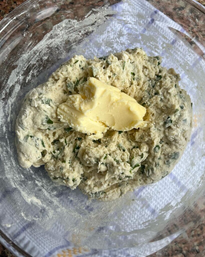 Pratik Çörek Tarifi