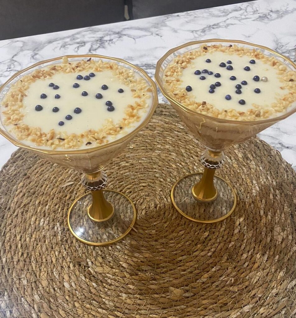 Bayat Kurabiyeli Muhallebi Tarifi