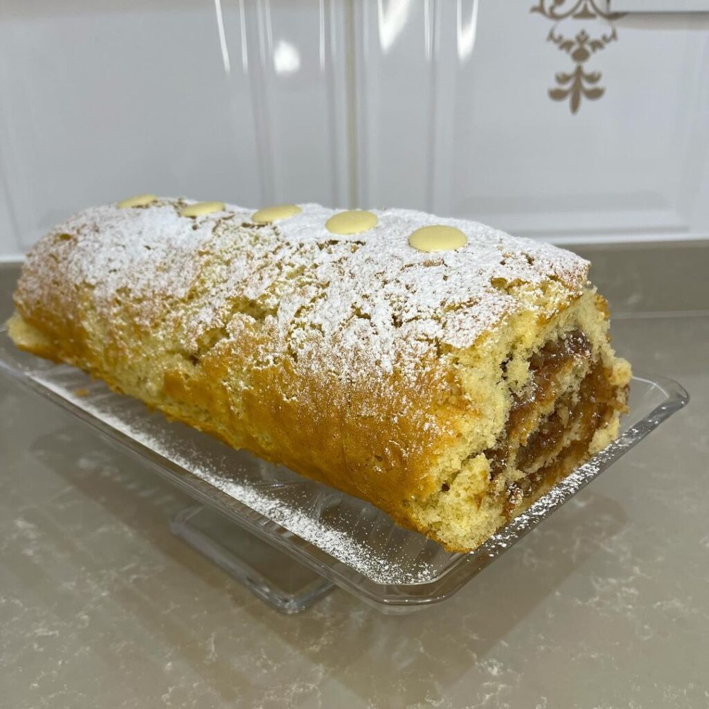 Elmalı Rulo Pasta Tarifi