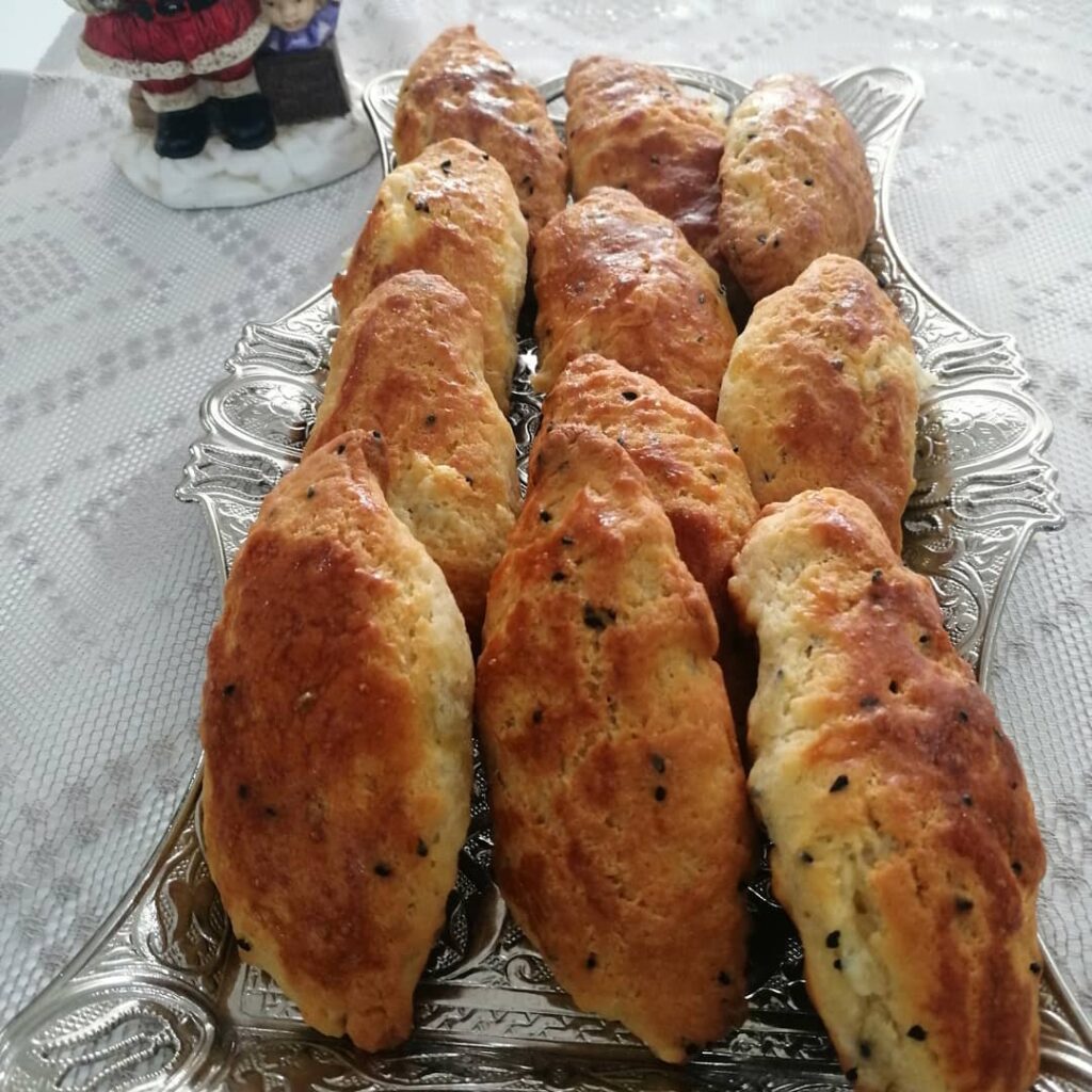 Çörek Otlu Poğça Tarifi