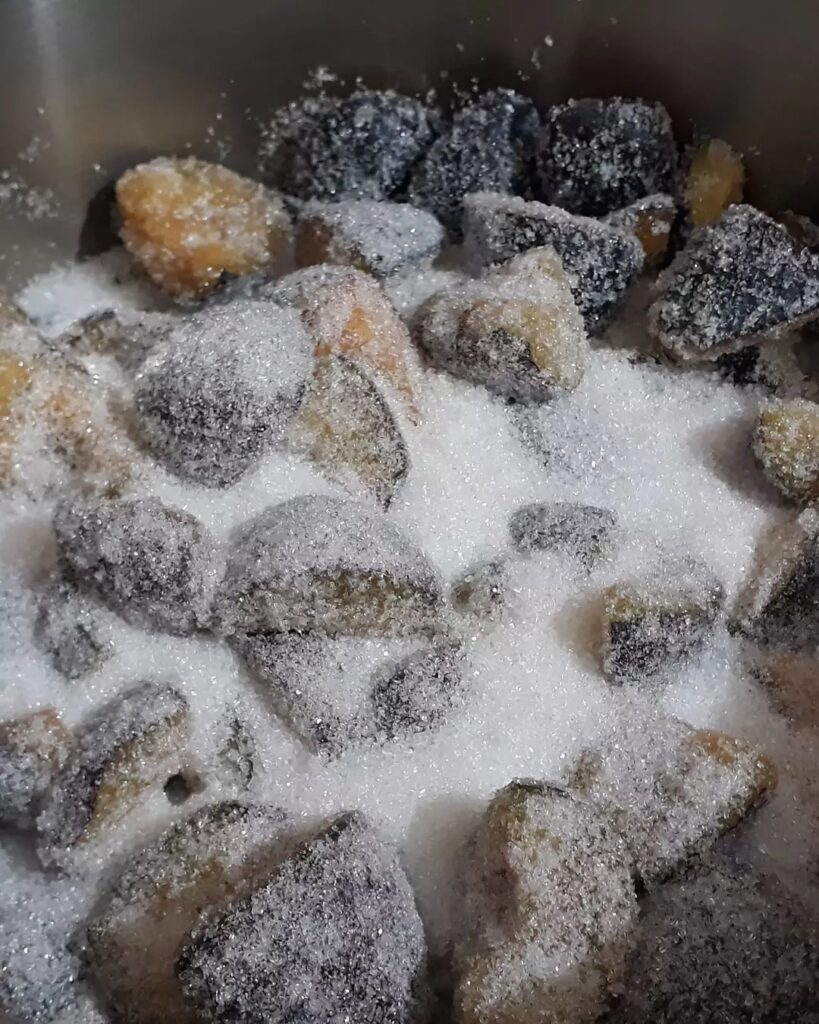 Mürdüm Eriği Marmelatı Tarifi