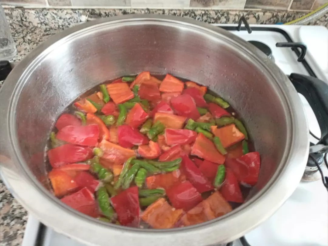 Yağlı Biber Turşusu Tarifi